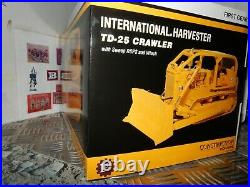 International Harvester TD-25 Crawler/Dozer 125 Diecast Rep By First Gear New