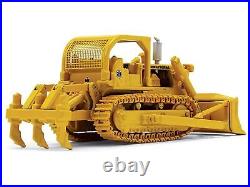 International Harvester TD-25 Crawler & ROPS Tractor with Ripper Yellow 1/87 Di