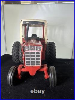 International Harvester Tractor 1586, With Original Stickers
