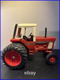 International Harvester Tractor 1586, With Original Stickers and Steering Wheel