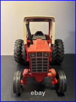 International Harvester Tractor 1586, With Original Stickers and Steering Wheel