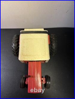 International Harvester Tractor 1586, With Original Stickers and Steering Wheel