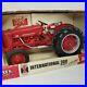 International_Harvester_Tractor_Ertl_300_Utility_Fast_Hitch_Red_Diecast_With_Box_01_ywhh