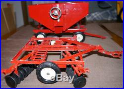 International Harvester Tractor Model 1586 Dual Wheels and 2 implements ERTL