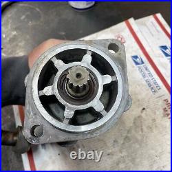 International Hydraulic Steering Pump 2005337c91