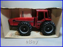 International IH 6388 2+2 Tractor 1/16 Scale Ertl #464 with Box