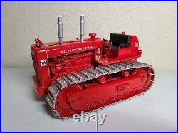International IH TD-24 Crawler Tractor Sherwood Models 125 Scale 50 Made
