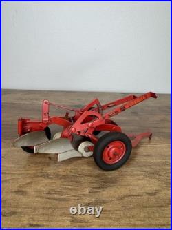 International McCormick 2 Bottom Plow 1950s Rubber Tail Weel NICE Vintage Carter