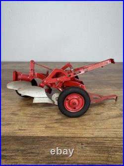 International McCormick 2 Bottom Plow 1950s Rubber Tail Weel NICE Vintage Carter