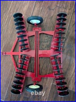 LOT OF Vintage ERTL, International Harvester, 1/16th Scale, Toy Tractor USED