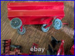 LOT OF Vintage ERTL, International Harvester, 1/16th Scale, Toy Tractor USED