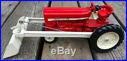 NIB International Tractor with End Loader 1/16 Scale ERTL Blueprint Repro