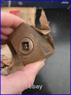 New Old Stock IH International Harvester Farmall Fast Hitch Check Valve 300-450