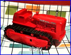 Product Miniature Co IH International TD-24 Crawler Toy Tractor Rubber Tracks