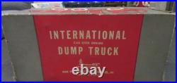 Product Miniature International Harvester Cab Over Engine Dump Truck 1/16 MIB