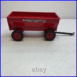 Product Miniature International Harvester McCormick Deering Tractor Trailer 247