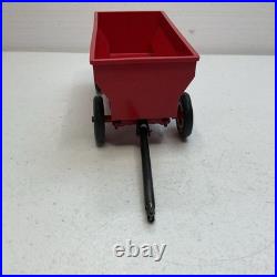Product Miniature International Harvester McCormick Deering Tractor Trailer 247