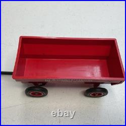 Product Miniature International Harvester McCormick Deering Tractor Trailer 247