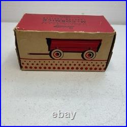 Product Miniature International Harvester McCormick Deering Tractor Trailer 247