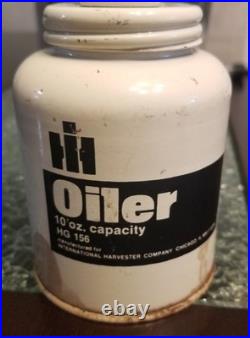 RARE! Vintage IH International Harvester USA, 5 OZ Oiler Oil Factory Tractor Can