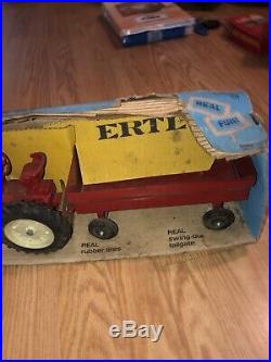 Rare Ertl International Harvester Tractor Wagon Set No 5011 In Blue Box Fair Con