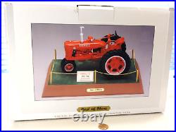 SPECCAST McCormick Deering FARMALL M Ltd Edition BEST of SHOW Tractor Bank w box