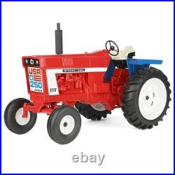 Scale Models 1/8 International Harvester 966 USA 250 Tractor Wide Front, ZSM1689