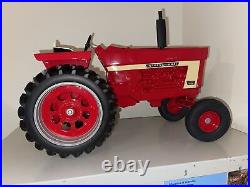 Scale Models 1/8 International Harvester Farmall 1466 Farm Tractor Made in USA