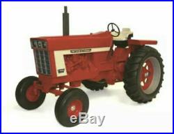 Scale Models International Harvester Model 1466 Toy Tractor, 1/8 Scale, NIB