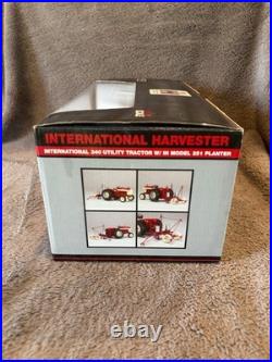 SpecCast 1/16th Scale International Harvester 340 Utility Tractor / Corn Planter