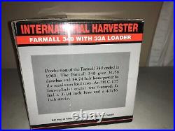 SpecCast Classic Series International Harvester1/16 Highly Detailed 340 &Loader