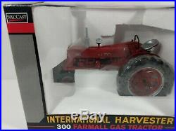 SpecCast International Harvester 300 Farmall Gas Tractor 116 Scale Diecast