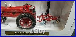 SpecCast International Harvester Farmall 300 Tractor with Sickle Mower