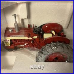 SpecCast International Harvester Farmall 340 Gas Tractor with#31 Rear Mount Mower SpecCast International Harvester Farmall 340 Gas Tractor with#31 Rear Mount Mower