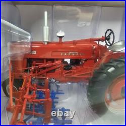 SpecCast International Harvester Farmall 400 Tractor with Four Row Cultivator 1/16 SpecCast International Harvester Farmall 400 Tractor with Four Row Cultivator 1/16
