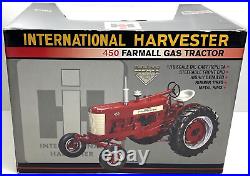 SpecCast International Harvester Farmall 450 Gas Tractor 116 Scale