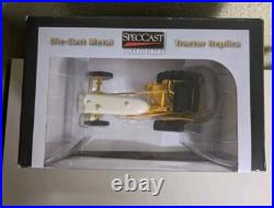 SpecCast International Harvester Highly Detailed 1964 Cub Tractor 1/16 NRFB SpecCast International Harvester Highly Detailed 1964 Cub Tractor 1/16 NRFB