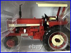 Spec Cast 1/16 International Harvester Tractor 544 Narrow Front IOWA FFA 2012