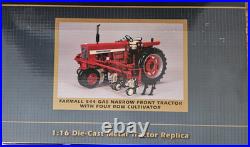 Speccast 544 International Harvester & 4 Row Cultivator