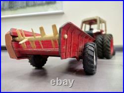 Tractor (Tractor Set) International Harvester 1586 ERTL die cast 116