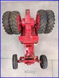 Tractor (Tractor Set) International Harvester 1586 ERTL die cast 116