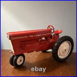 Tru-Scale IH Red Tractor 116 Pressed Steel Vintage Toy
