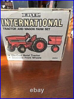 VINTAGE Die Cast ERTL INTERNATIONAL Harvester Red FARM TRACTOR 116 In Box
