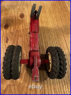 VINTAGE FARMALL 560 TRACTOR Duel Wheel 1/16th Metal Rims 1958 USA Made