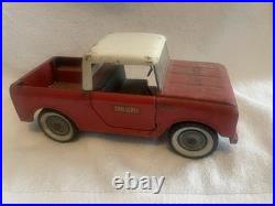 VINTAGE TRU SCALE RED INTERNATIONAL HARVESTER IH SCOUT Pickup Truck