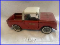 VINTAGE TRU SCALE RED INTERNATIONAL HARVESTER IH SCOUT Pickup Truck