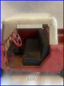 VINTAGE TRU SCALE RED INTERNATIONAL HARVESTER IH SCOUT Pickup Truck