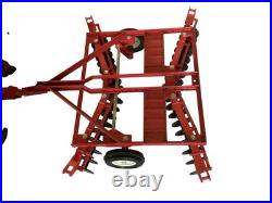 VTG ERTL International Harvester 1586 Tractor Hay Wagon Tractor Cab Disc Plow