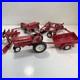 VTG_International_Harvester_Farm_Set_1_16_Scale_Metal_Tractor_More_5_Pieces_01_vnqm
