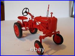 Vintage 1948 Design Fabricators 116th Scale 1947 Farmall Cub Tractor, Used